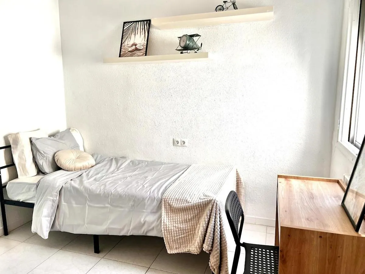 Central Malaga Apartment With Fast Wi-Fi España