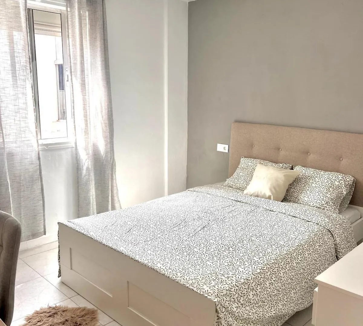 Central Malaga Apartment With Fast Wi-Fi